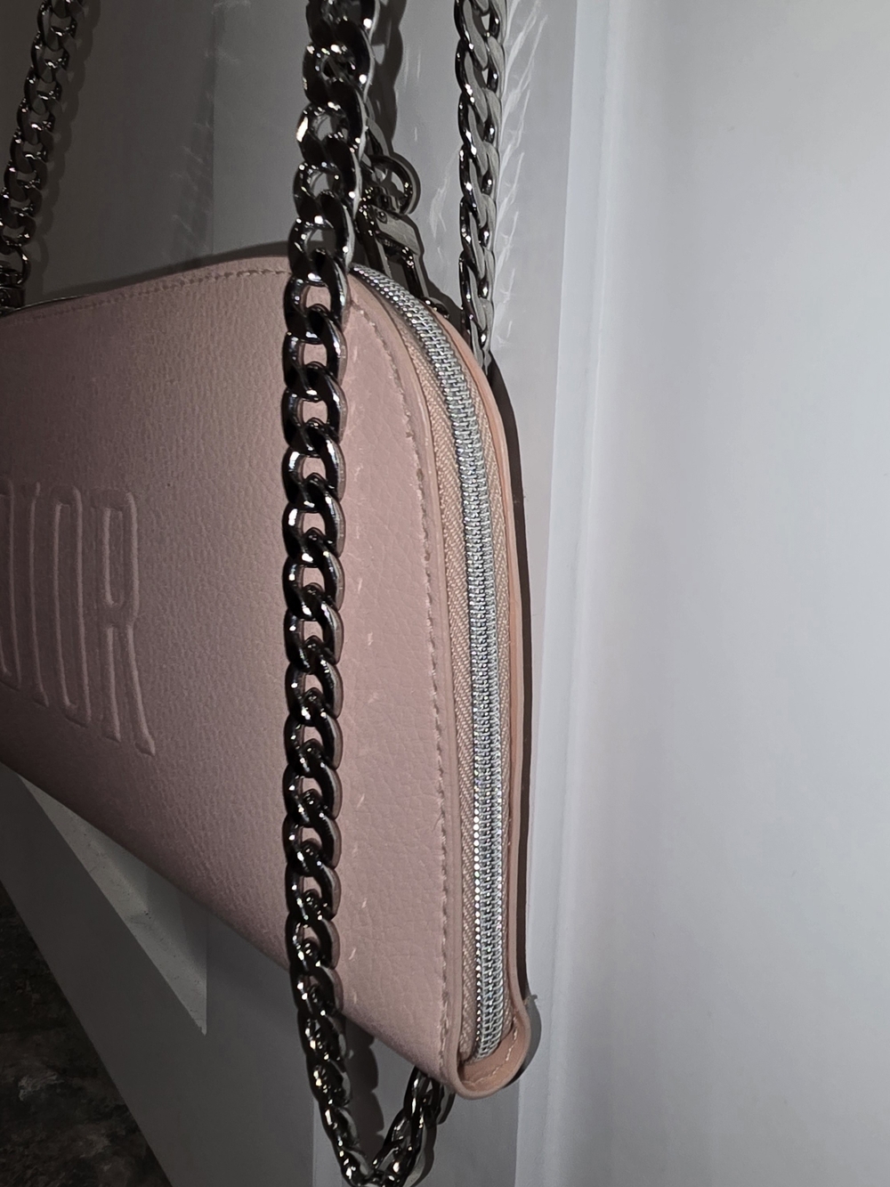 DIOR Beauty - Pink w Silver Chain Shoulder / Crossbody Bag - Picture 4 of 9